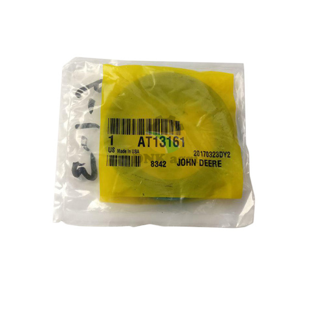 Сальник редуктора AT13161 (оригінал) для прес-підбирача John Deere